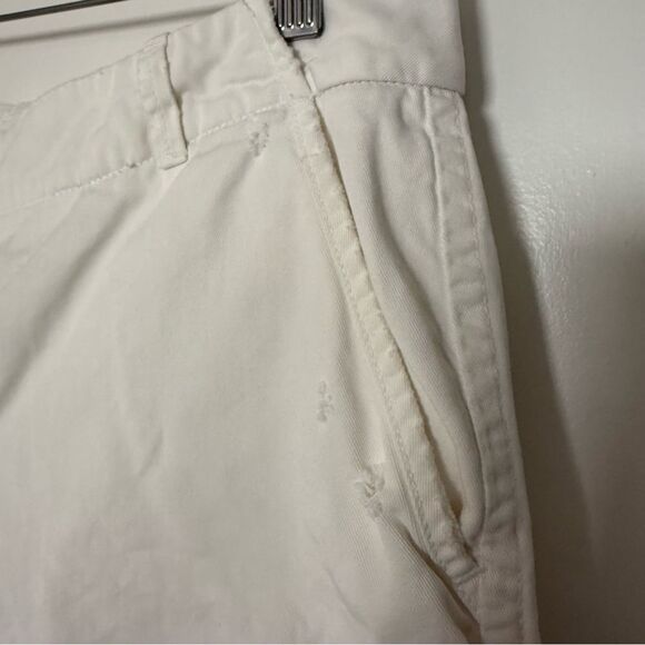 J Crew Shorts 4.5'' Womens Sz 8 White Chino Distressed Coastal Beach Summer - Picture 4 of 14